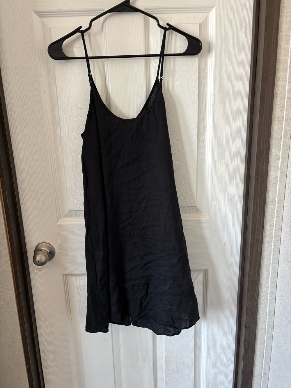 Women's Black Button-Front Spaghetti Strap Mini Dress - Picture 4 of 6